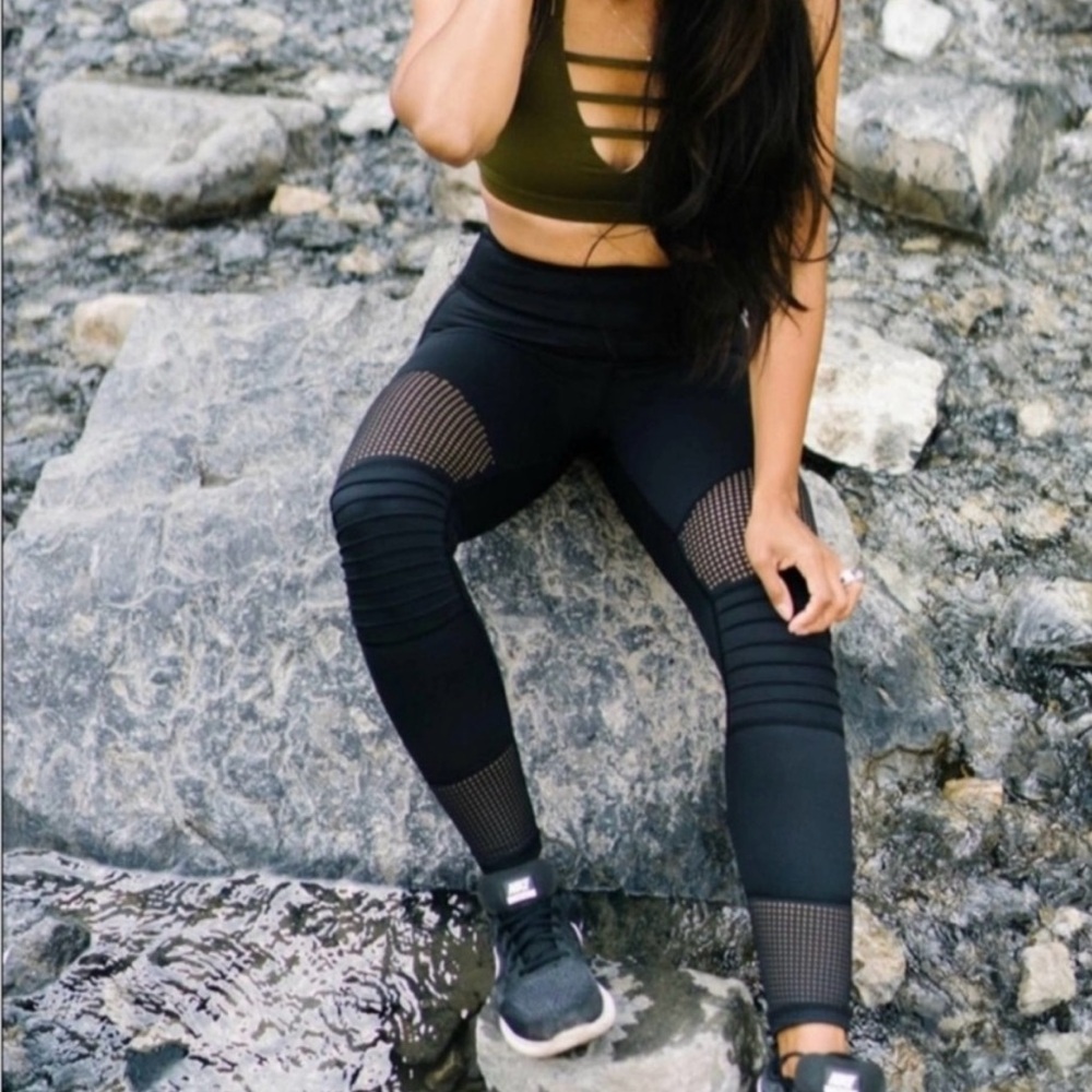 Zyia Black moto light & tights 6-8